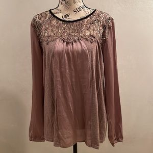 Maurice’s small tunic